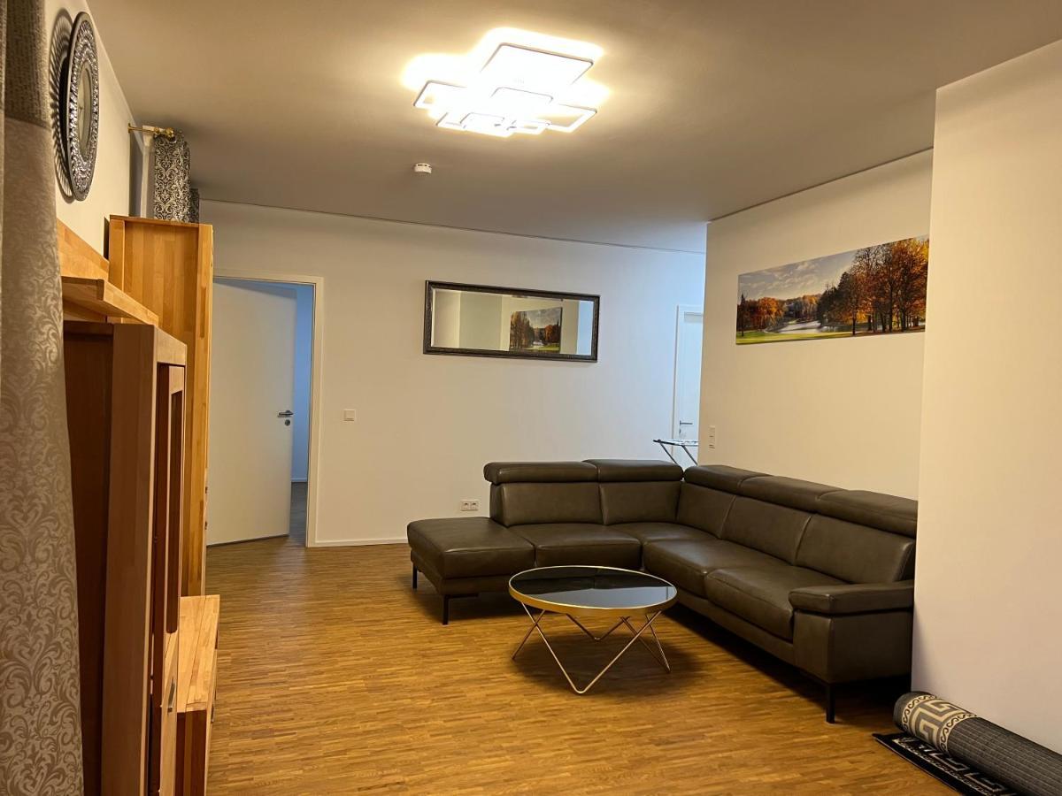 Three Bedroom Apartment In City Centre With A Grand Garden 프랑크푸르트 외부 사진