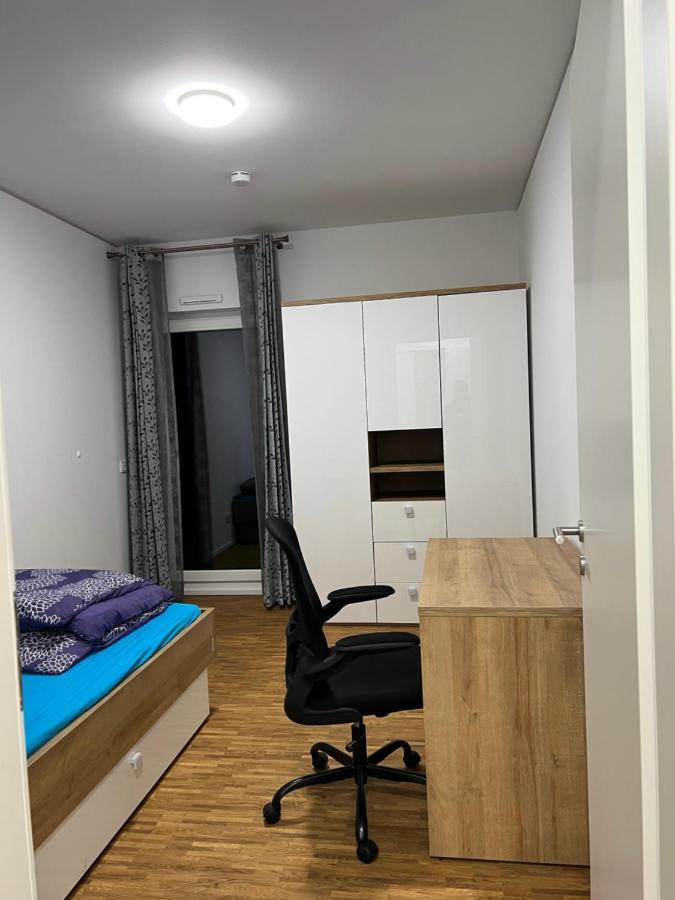 Three Bedroom Apartment In City Centre With A Grand Garden 프랑크푸르트 외부 사진